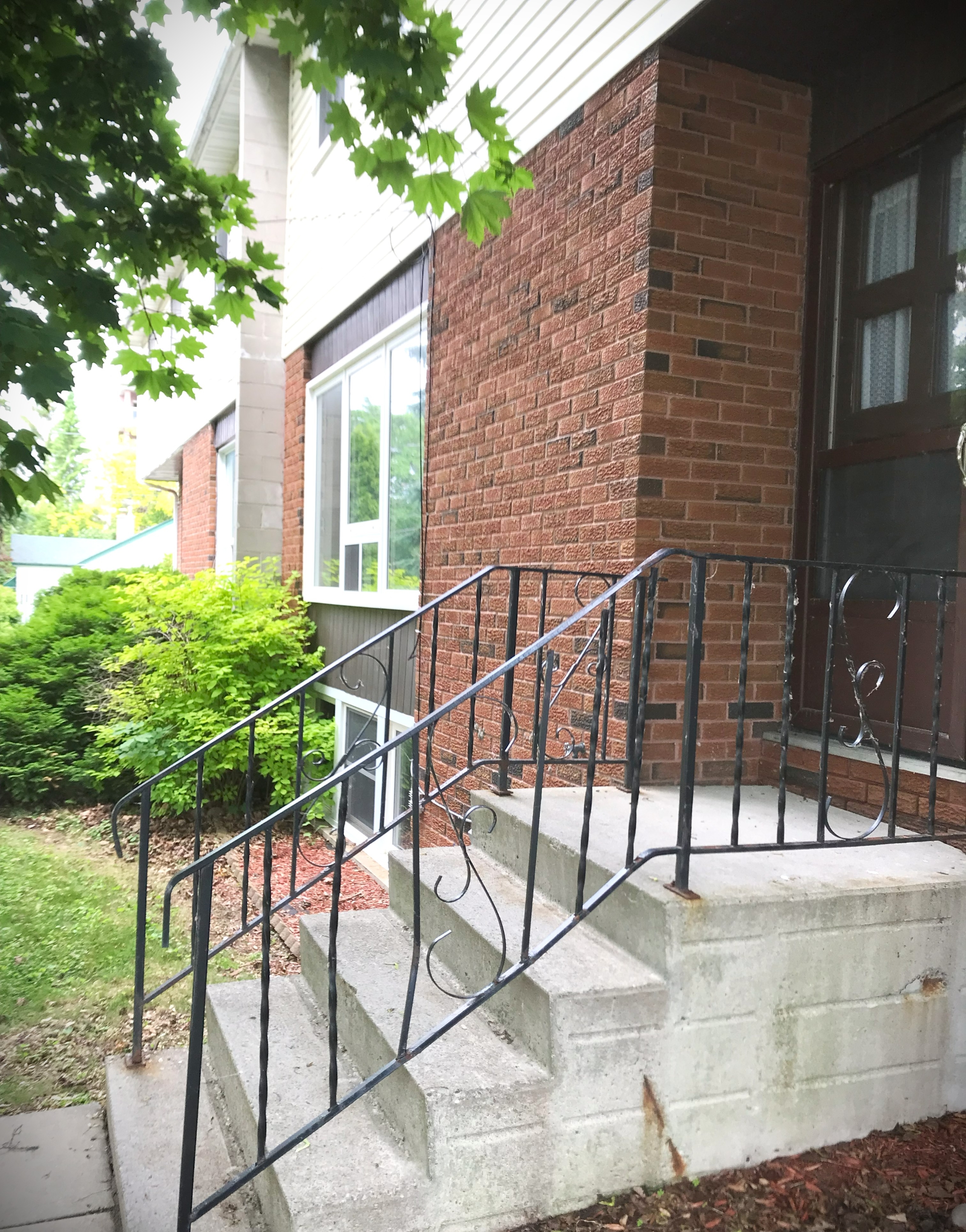 162 Queen Street - 1