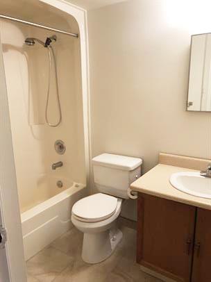 980 Burnham Street - 204, Cobourg, ON K9A 4T7 — photo 2